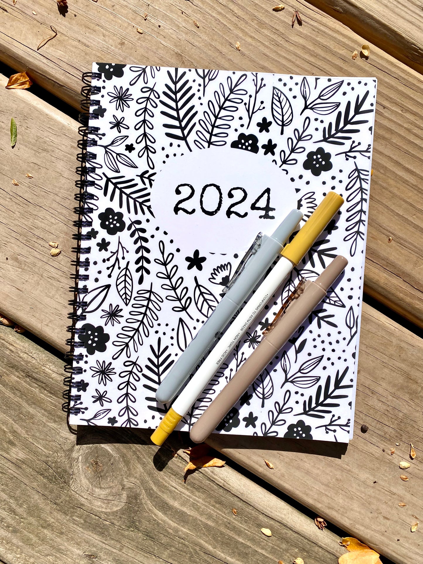 2024 White Floral Notebook